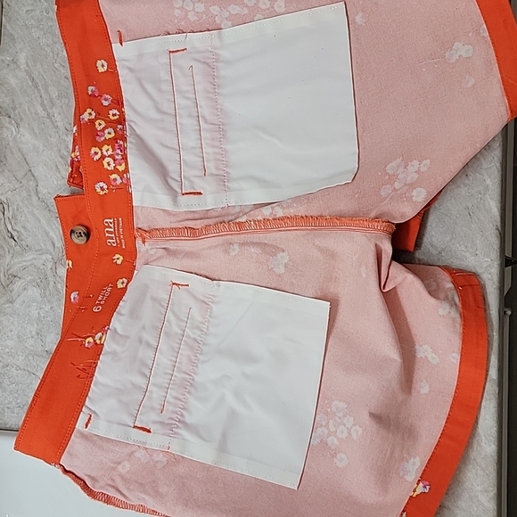 A.n.a size 6 twill short vibrant orange with pink, yellow and blue flowers. - Picture 6 of 7